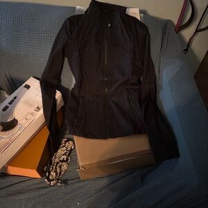 lululemon athletica Gray Long Sleeve Women's Top